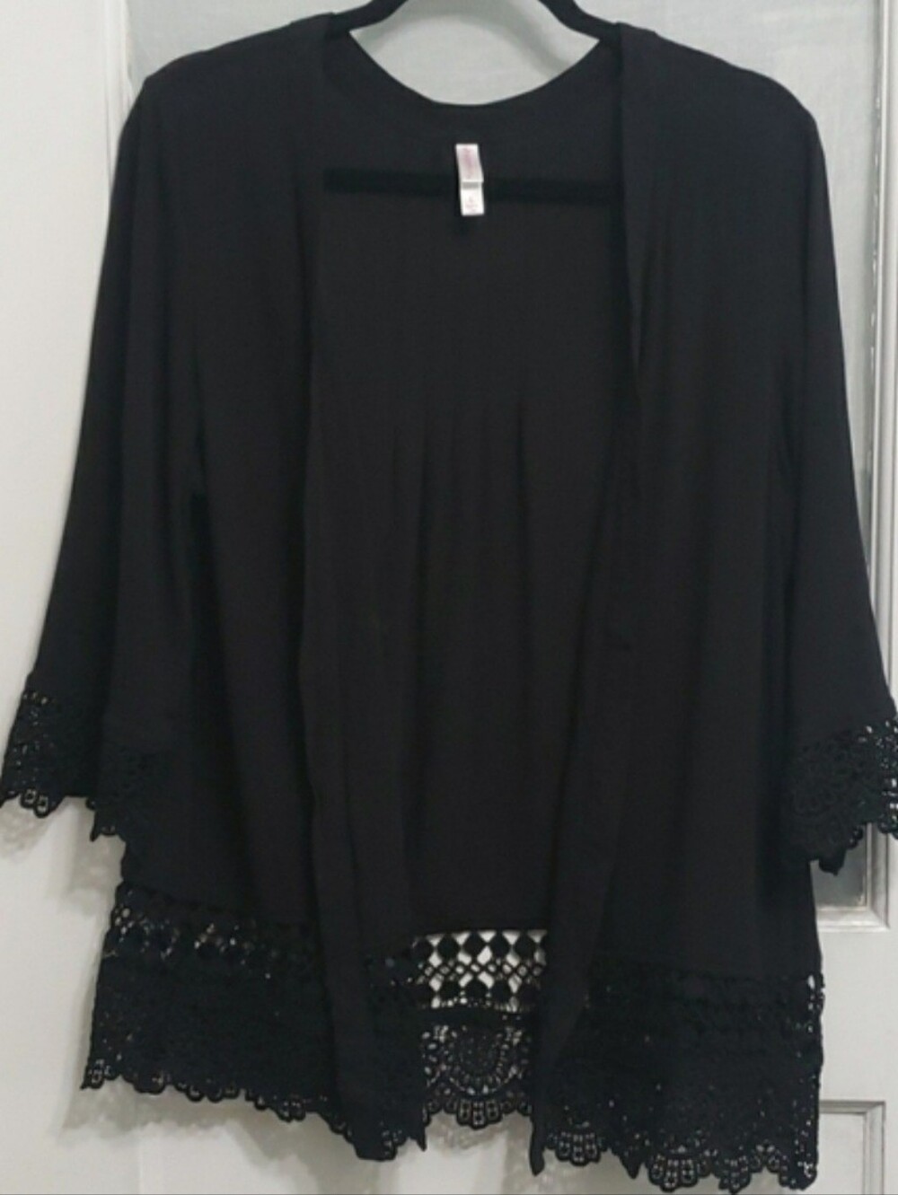 Black Lace-Hem Open Front Women’s Kimono